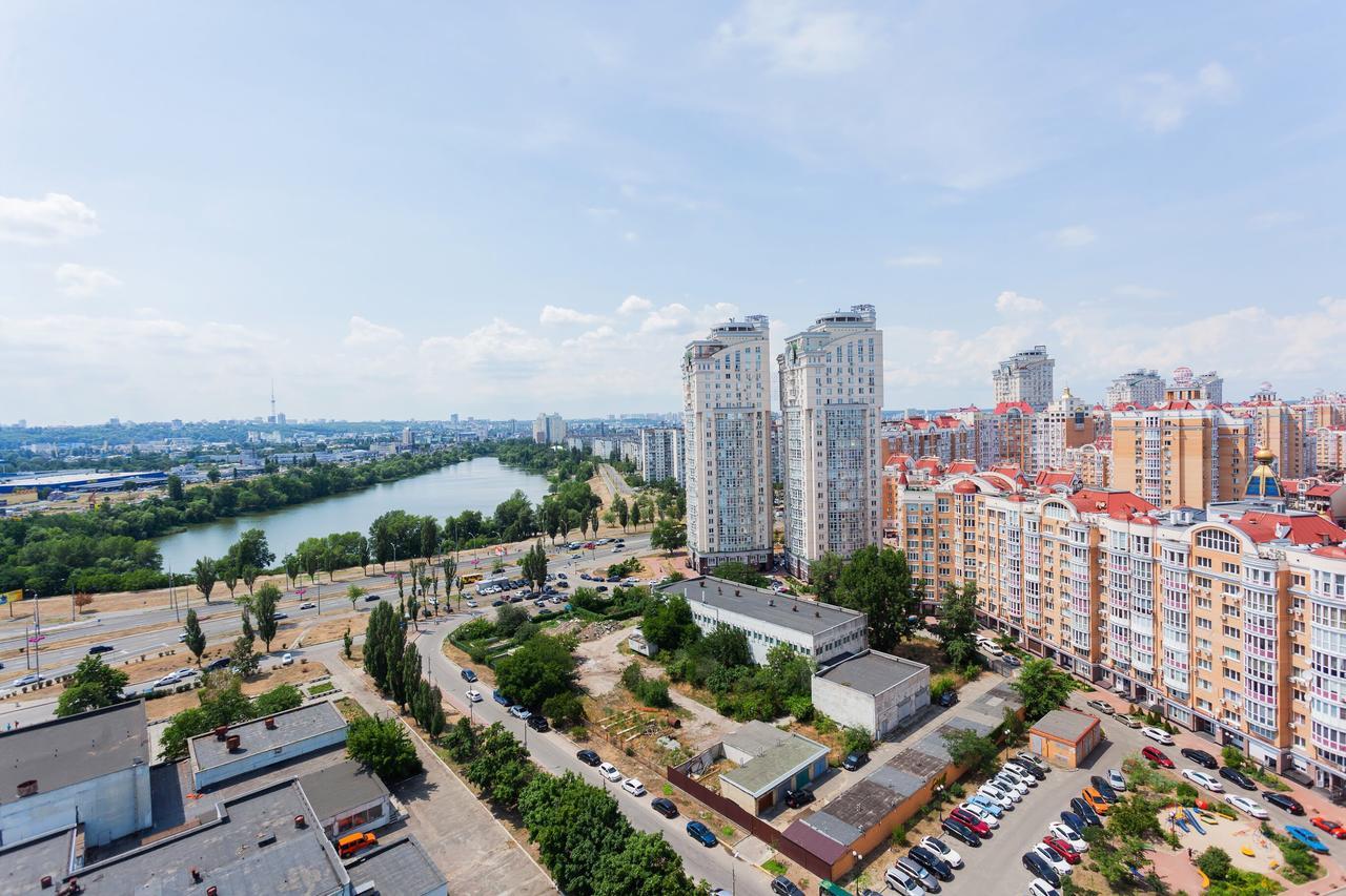 Stylish Views Apartments In The Parasol. Parus .Obolonskaya Embankment Kiev Exterior foto